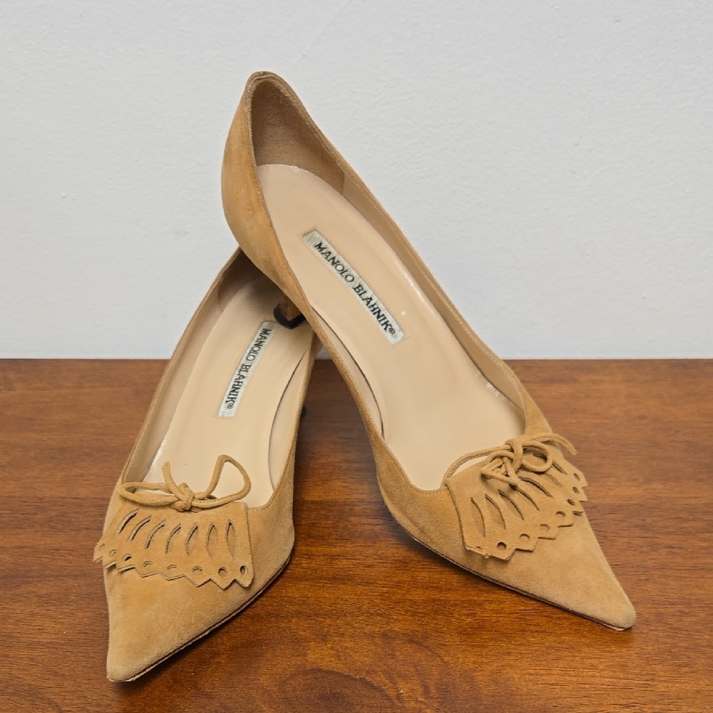 Manolo Blahnik Tan Suede Heels